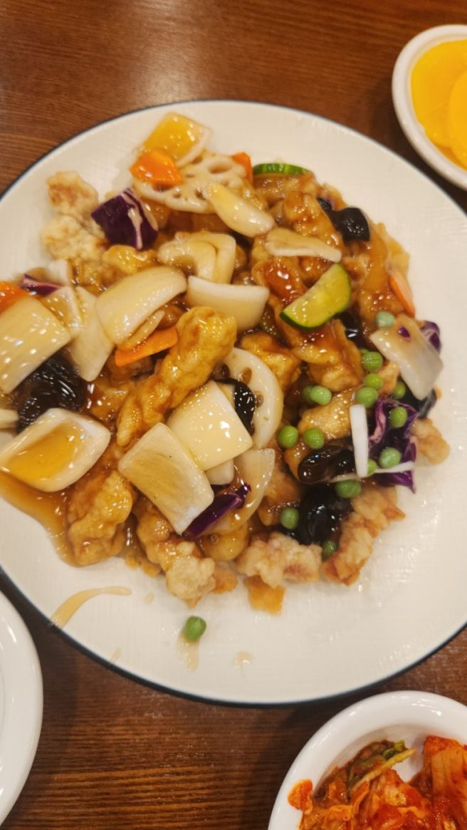 남원 여행중 물짜장,탕수육 먹으러 "경방루" 중화요리집에 왔습니다.