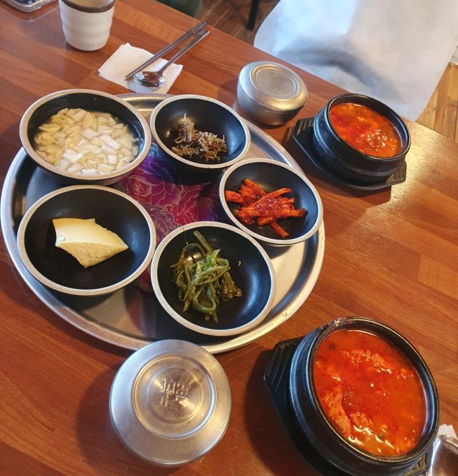 군위 부계 '시골밥상' 순두부찌개 맛있지롱! (제2석굴암/군위 아미타여래삼존 석굴 앞)