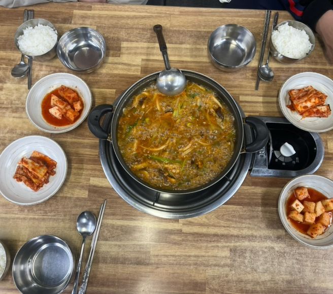 청주시내 경주집 버섯찌개 솔직후기 라면사리 꼭 필수