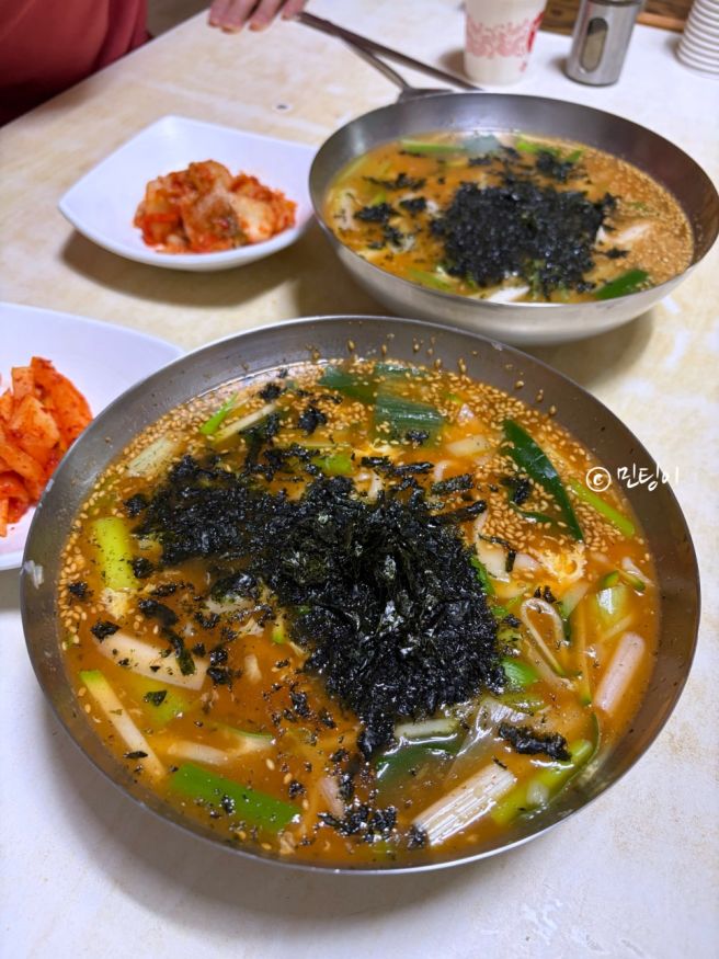 강원도 강릉여행 필수코스, 현지인도 줄서는 장칼국수 맛집 형제칼국수