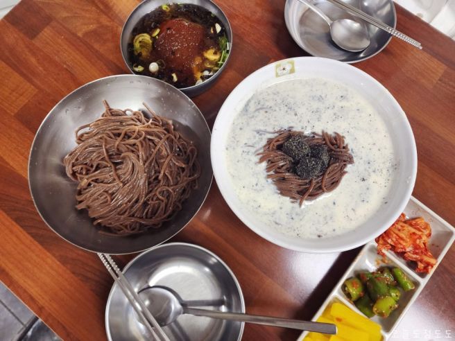 메르밀 진미집 본점 _ 전주한옥마을 맛집 │ 냉소바·흑임자콩국수 내돈내산