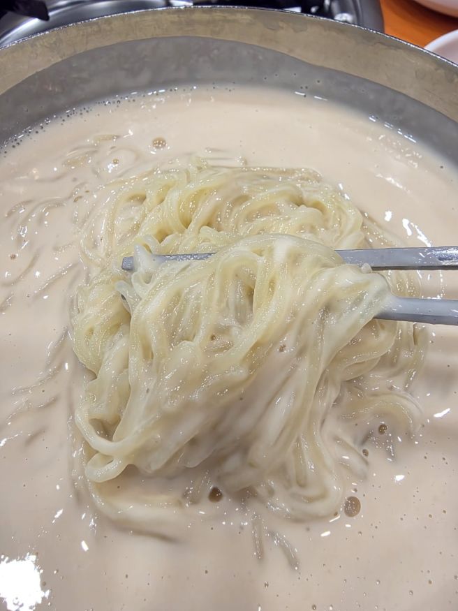서울 중구 시청역 냉콩국수 맛집 진주회관 백년가게