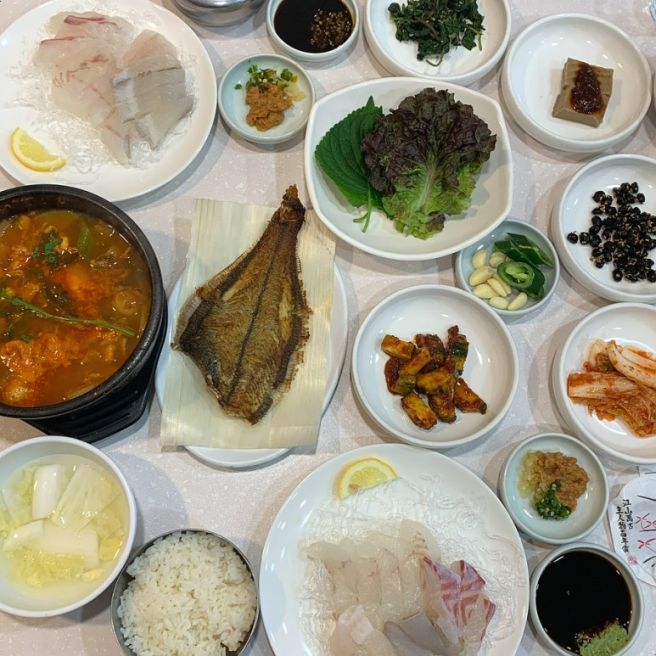 부산 대연동 점심 맛집 회정식 횟집 추천 궁중해물탕 조씨집