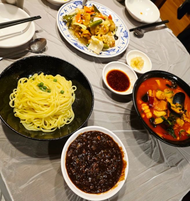 춘천 맛집 회영루 방문기, '백년짜장'과 '백년탕수육' 솔직 리뷰