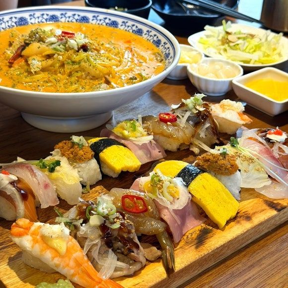 울산 중구 성남동 맛집 스시반점 초밥 중화요리 전문점 혼밥 가능 일본현지 분위기 식당 추천
