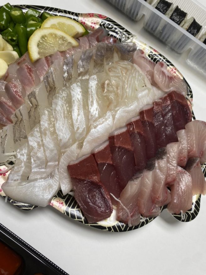 영주 회 맛집 '회킬러를 위한 배달횟집' 방어 모둠회 포장 후기