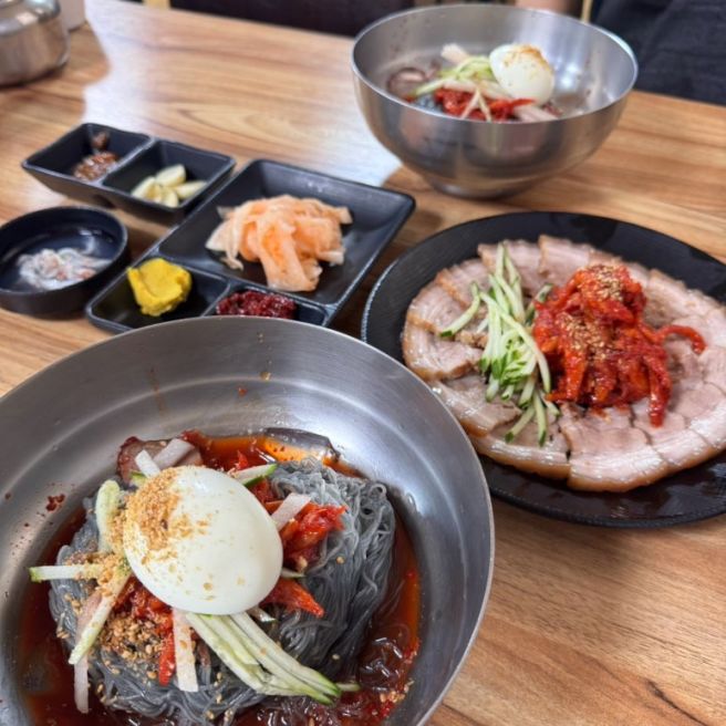 속초 청초호 맛집 | 홍게 냉면과 돼지고기 수육이 맛있는 낙천회관