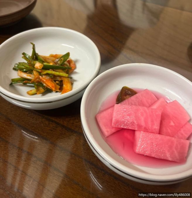 동명동 도심 속 감성 한식 주점_황톳길(본점)