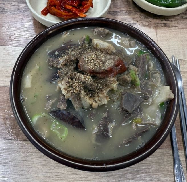 제주 도민들이 찾아가는 탑동 순대국밥 맛집 원조하나로국밥