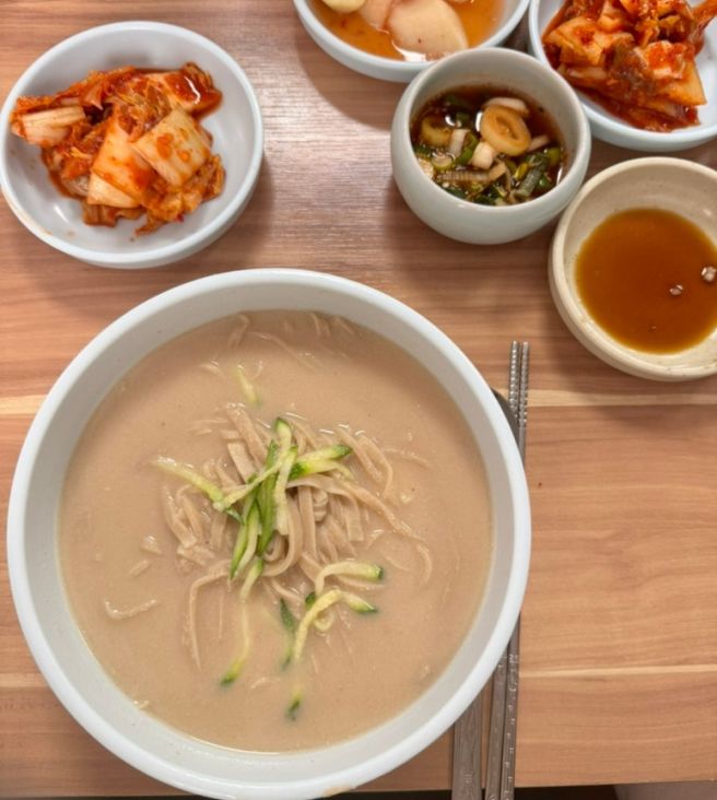 경주 백반기행맛집 삼릉고향칼국수 솔직후기