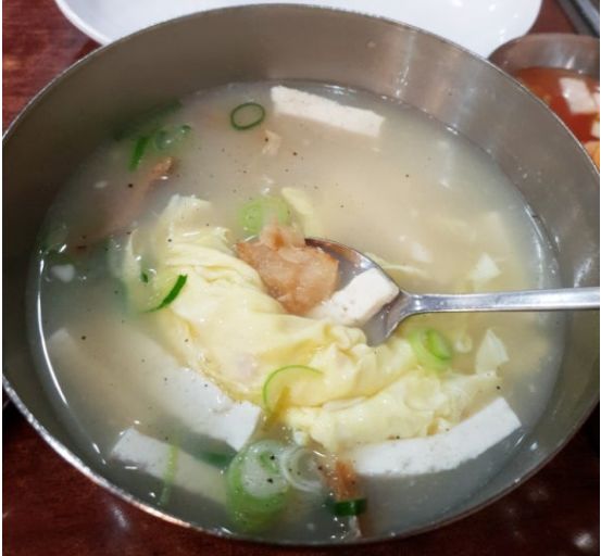 중구 무교동 북어국집 추운날씨에 보양식이예요