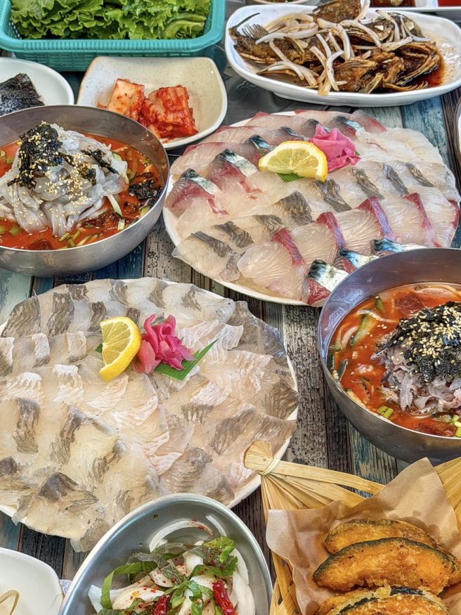 제주 횟집 추천 서귀포 횟집 제주무늬오징어 부두식당