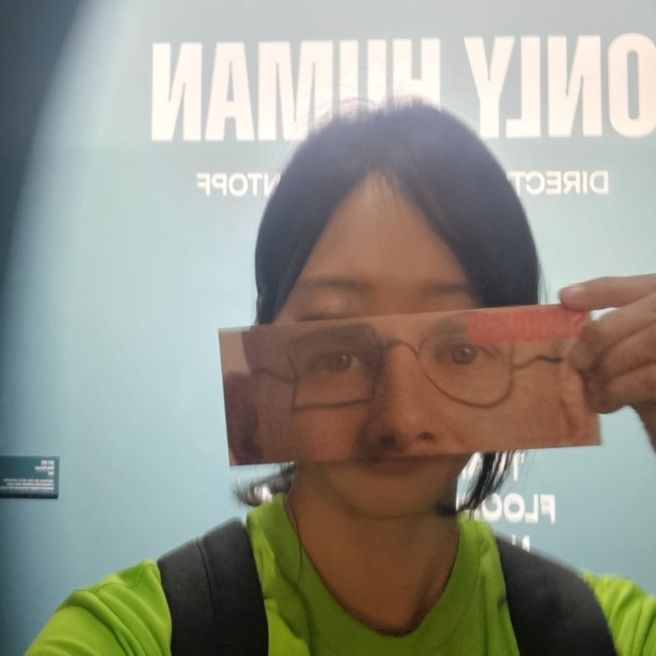 맥스 시덴토프 개인전, 그라운드시소 센트럴, 포토이즘 다마고치 프레임 컬러드, 서울 전시회, 종로 전시회