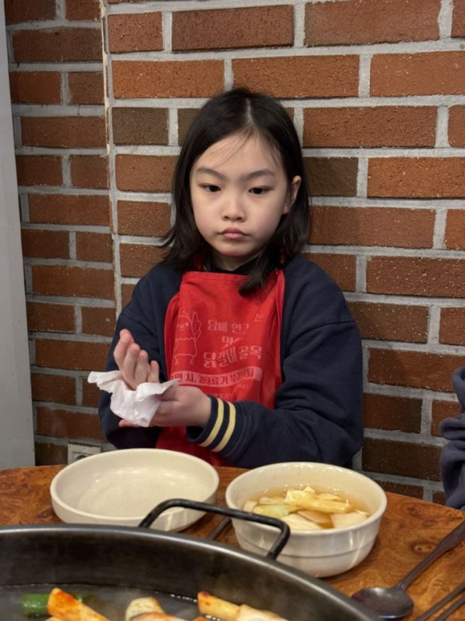 [춘천 명동] 우미닭갈비 및 악쓰는하마 코인노래방(코노) 솔직후기