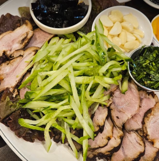 맛집로드 - 노포 바이블 157. 영등포 대문점, '오향장육'과 '만두'로 승부하는 정통 화상 노포!