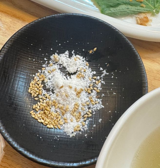 영주 기본찬이 잘 나오는 <태양회식당>