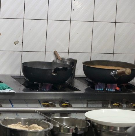 강릉 중앙시장 맛집) 여왕개미식당 감자옹심이 &amp; 장칼국수 찐후기