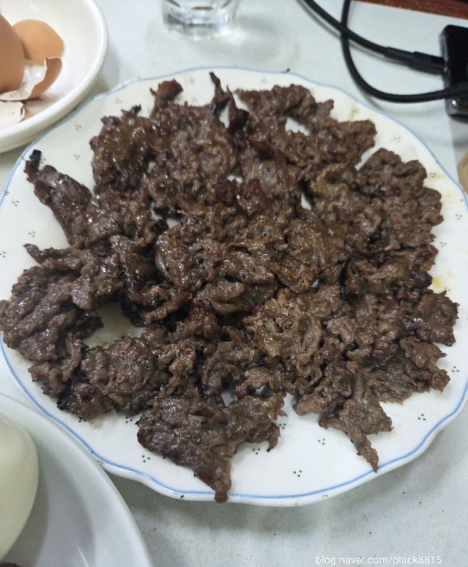 대구 동성로 뭉티기집 한우석쇠불고기 뭉티기생고기 너구리주물럭본점