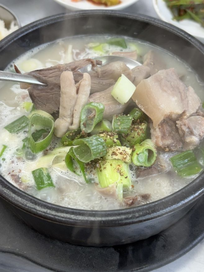 서대문 영천시장 순대국 맛집 | 석교식당