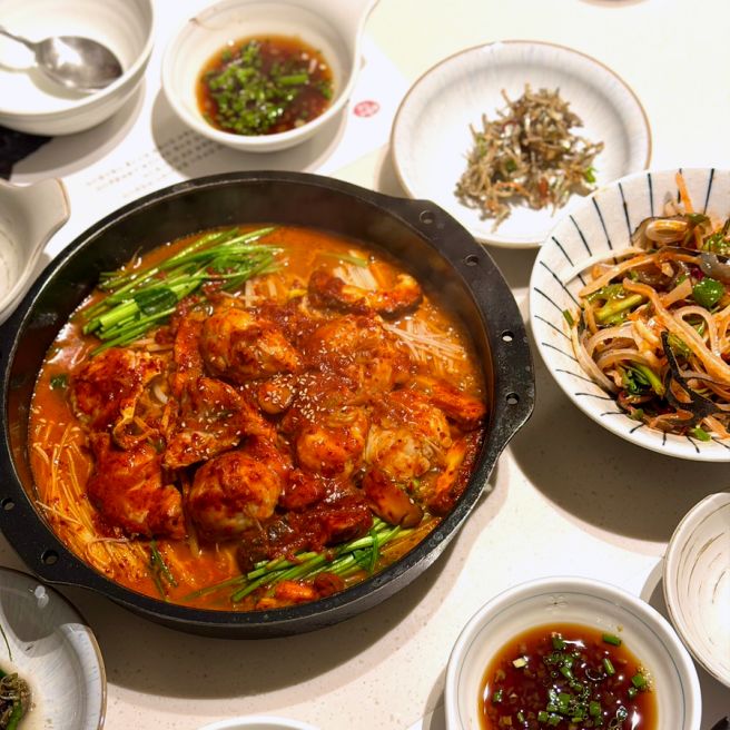 40년 전통 다양한 제주복어 요리가 있는 만부정