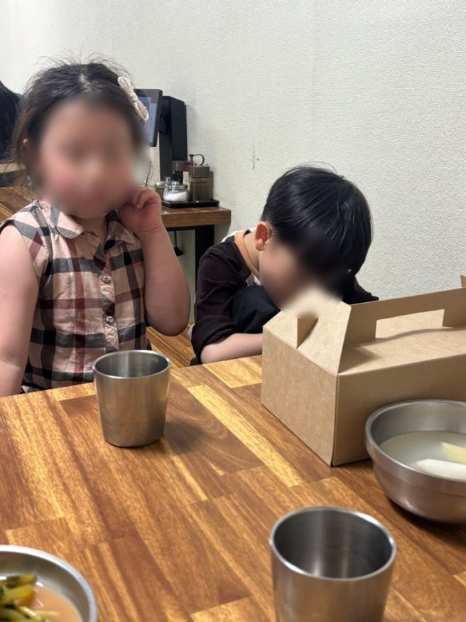 춘천 근화동 노포 감성 감자전 쟁반막국수 맛집 남촌막국수