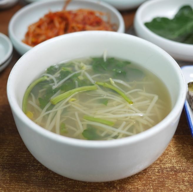 부산 대연동 복국 맛집 초원복국 대연본점 생까치복