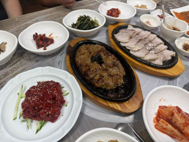 단양 여행 돌집식당 마늘정식부터 구경시장 소금빵·닭강정까지 !