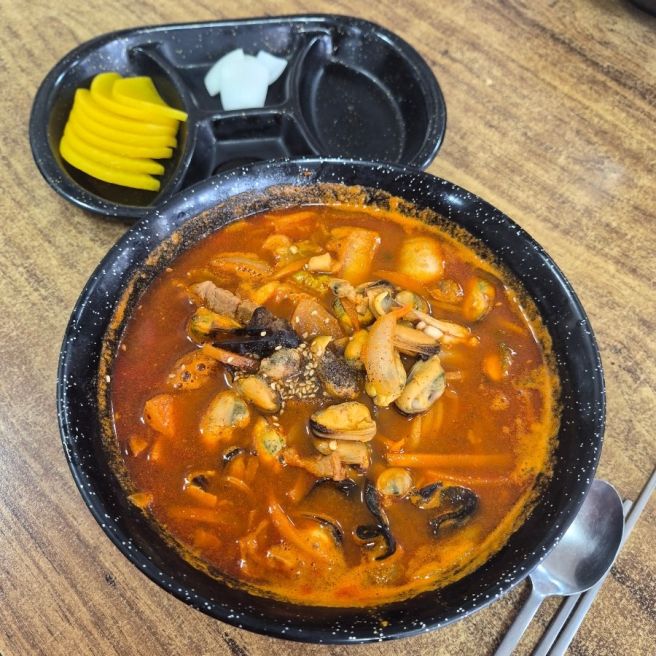 강릉 짬뽕 맛집 : 원조강릉교동반점 본점 / 주말 웨이팅 없음