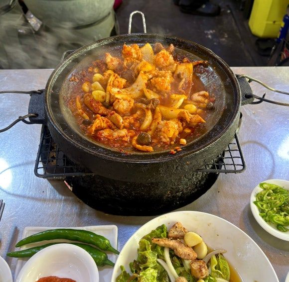 [부산 맛집] 남포동 70년 전통 '백화양곱창 1호점' 다녀온 후기 / 웨이팅 없이 방문