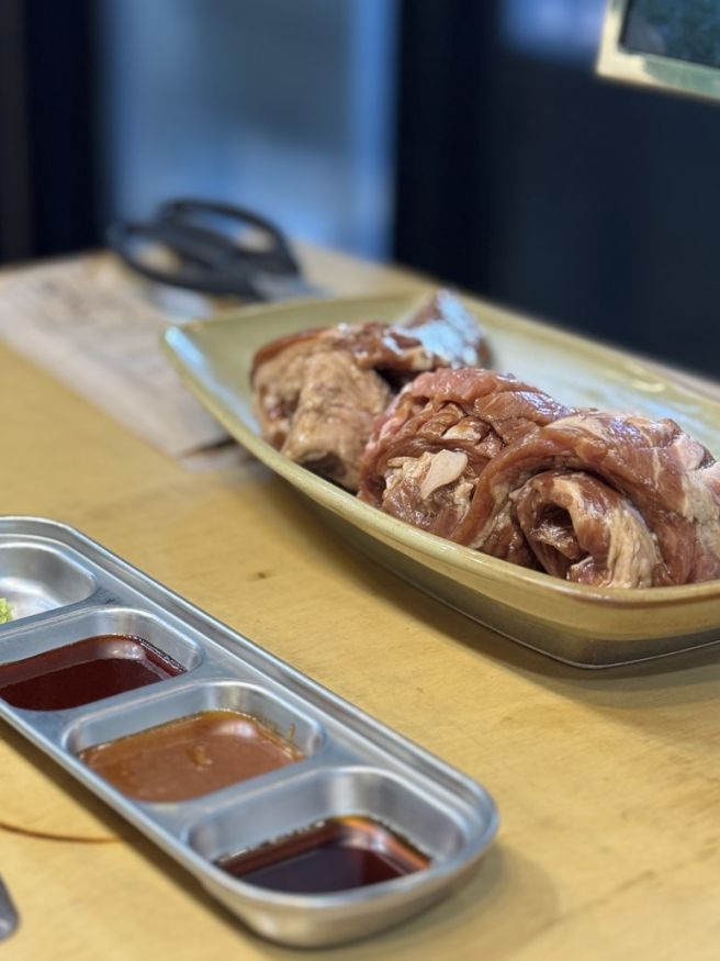 달서구 고깃집 고민된다면, 돼지갈비에 갈비탕까지 만족스러운 둥지갈비