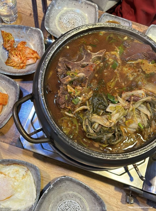용산 용문시장 맛집 선지 가득 들어간 소뼈해장국 맛있는 창성옥 내돈내산
