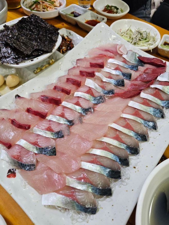 제주 서귀포 횟집-자리돔횟집