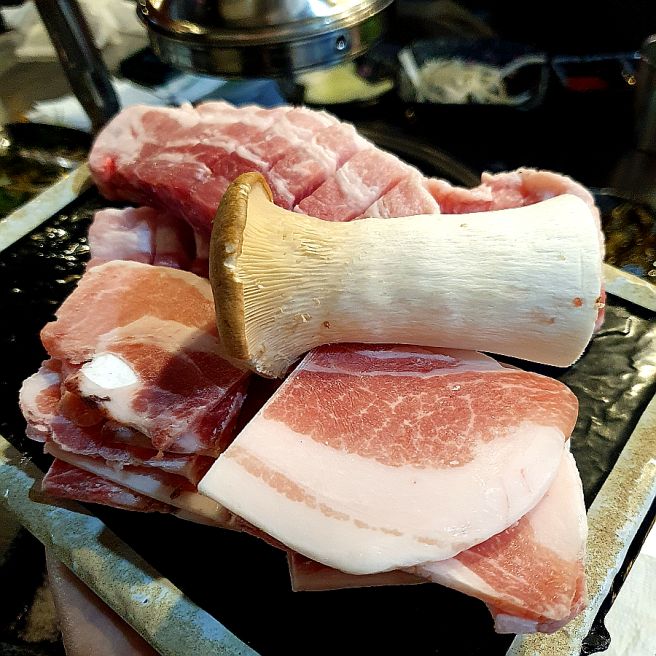 신당역 데이트 중앙정육식당 서울중구 삼겹살 맛집 밥집