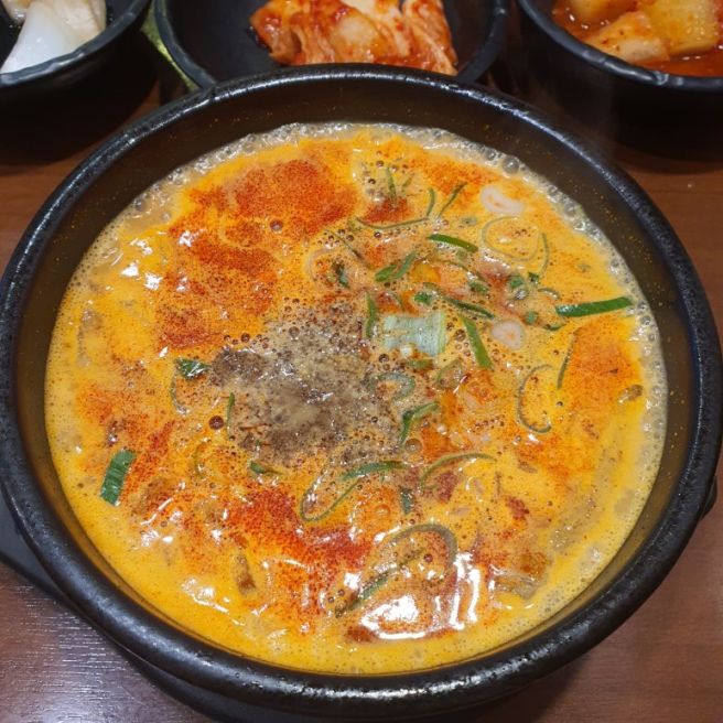 영남대 밥집 혼밥하기 좋은 큰맘할매순대국