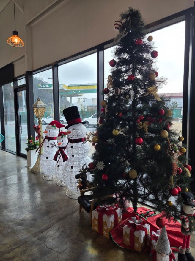 전남 광주 광산구 대형카페 아르보 Arbo 생과일주스 키위쥬스